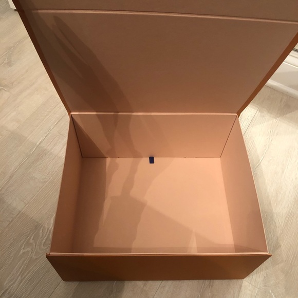 Louis Vuitton shopping bag, box, ribbon - Picture 5 of 5